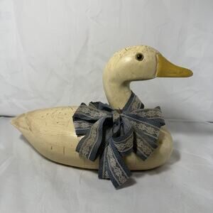 Vintage Carved Cream/Yellow Wooden Goose Primitive Rustic Farmhouse Duck Decoy
